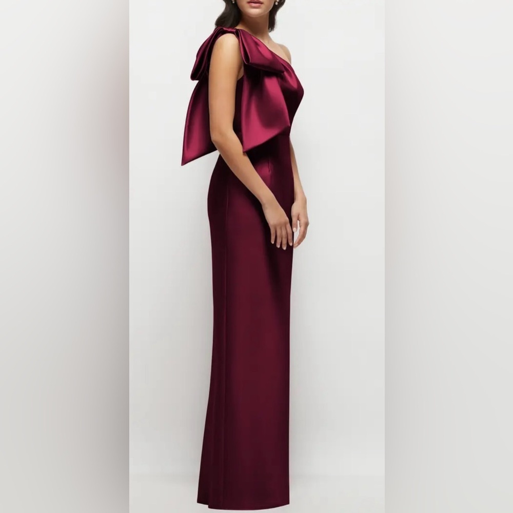 NEW Alfred Sung Bow Detail One-Shoulder Satin Twill Column Gown Sz 12 Cabernet - Picture 2 of 7